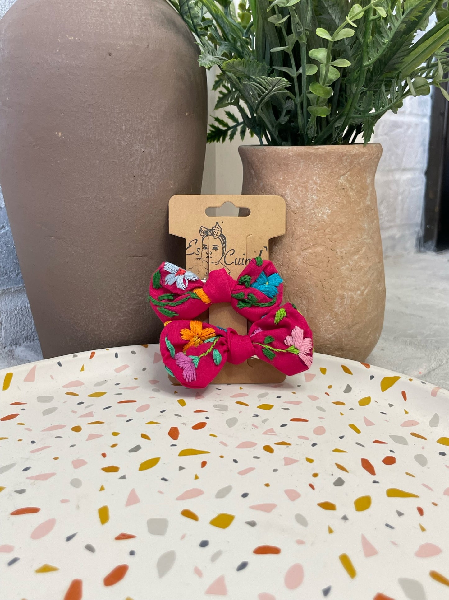 Escuincle Embroidered Hair Bow