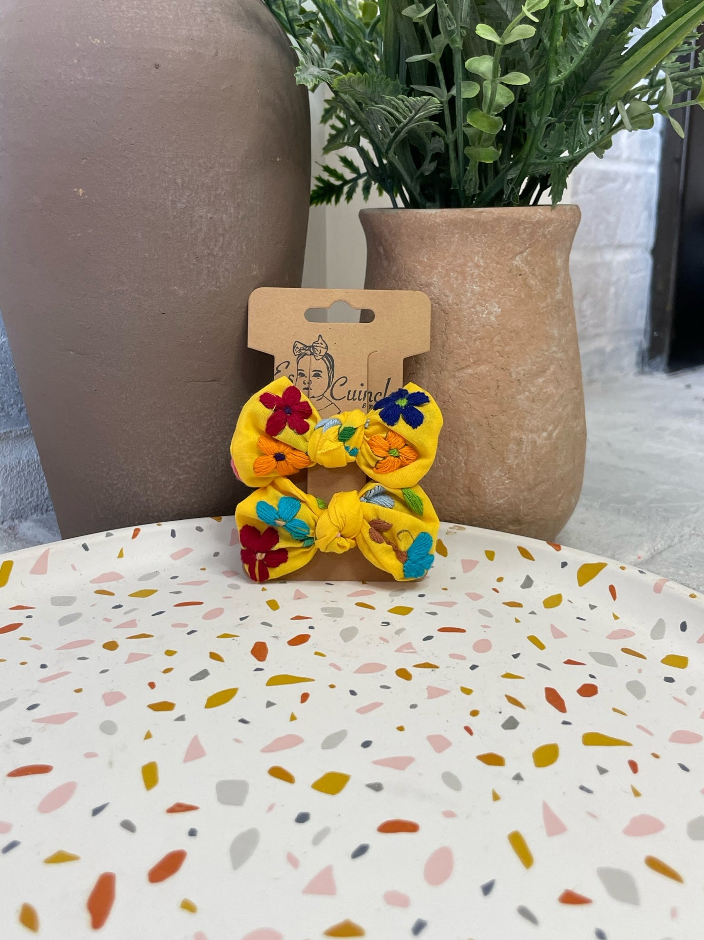 Escuincle Embroidered Hair Bow