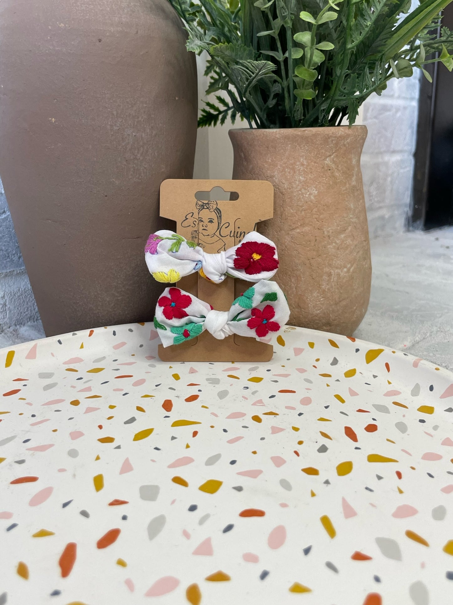 Escuincle Embroidered Hair Bow