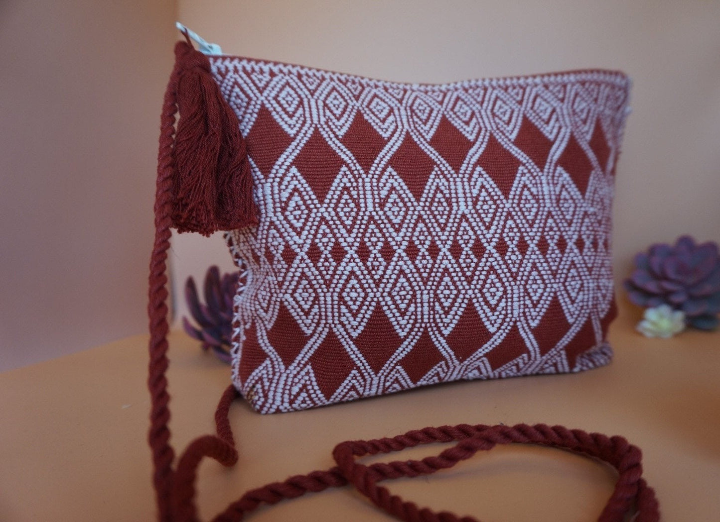 Chichiltik Telar Crossbody