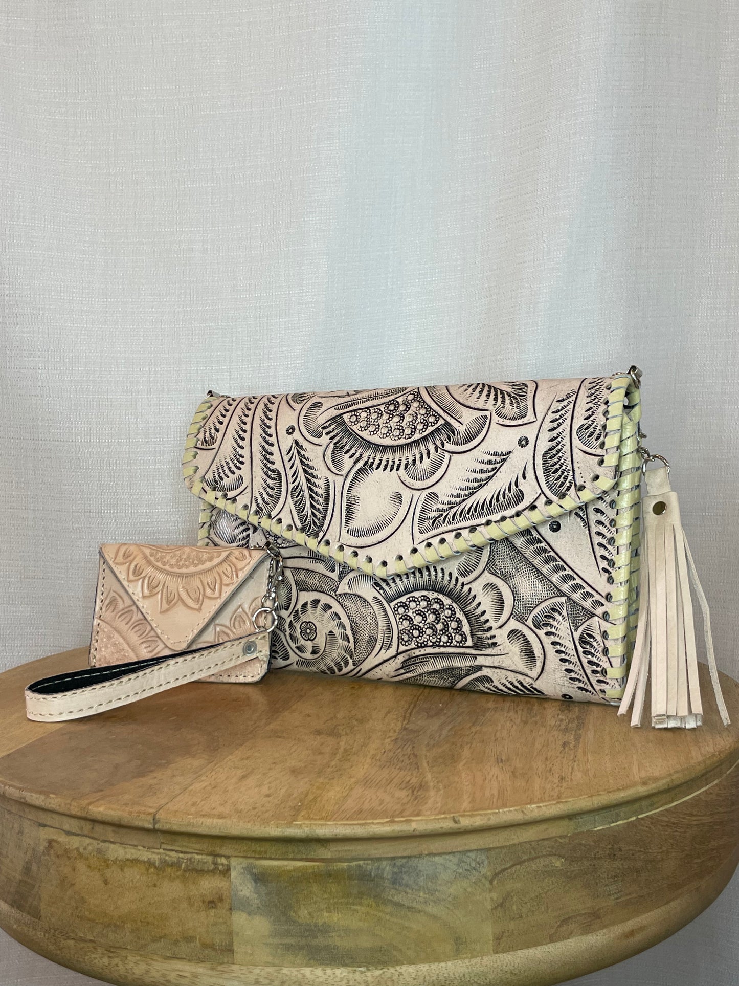 Yuku Leather Handbag