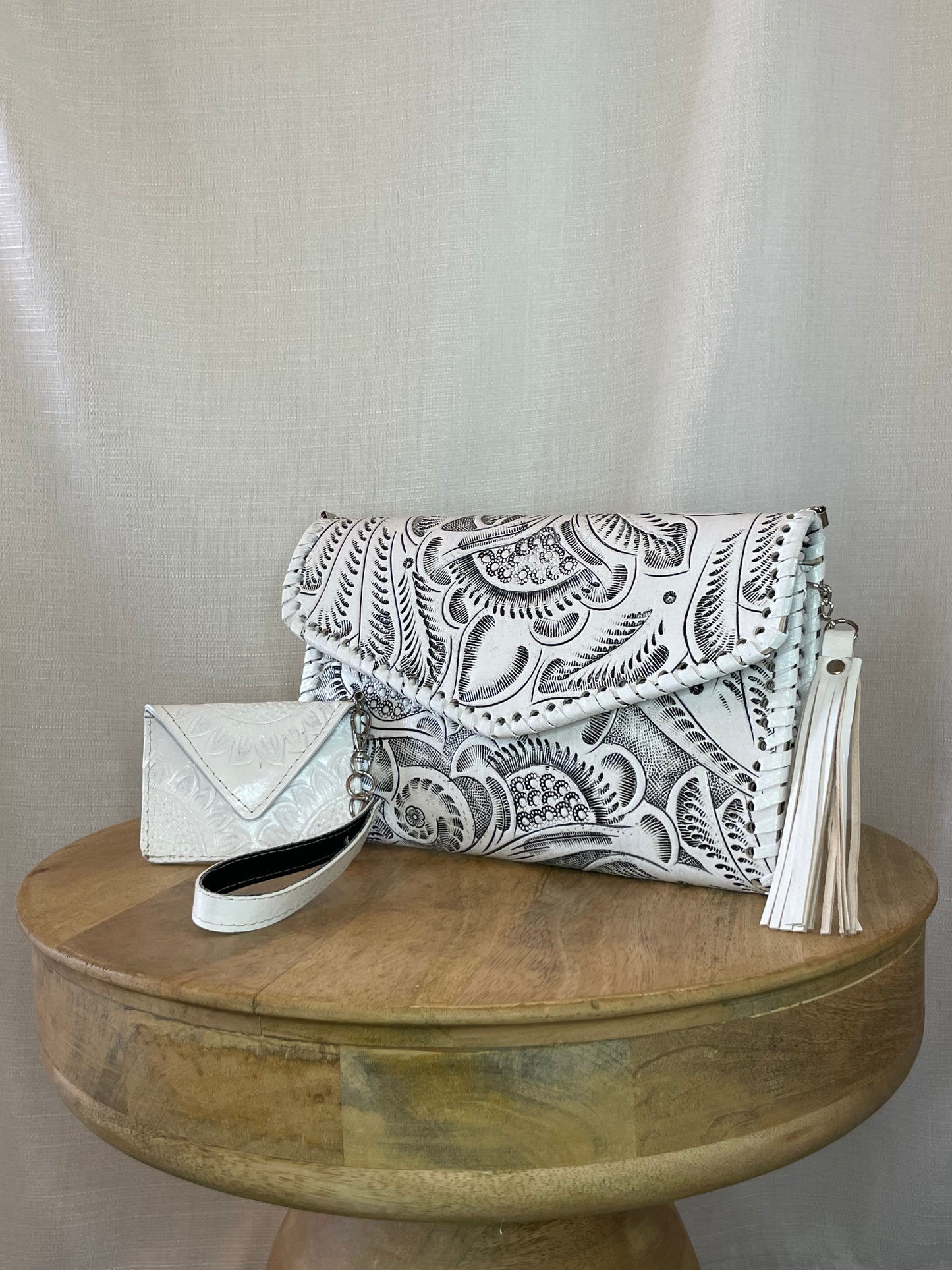 Yuku Leather Handbag