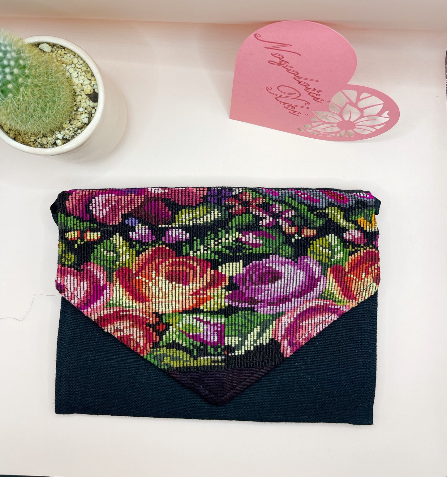 Rosa Clutch