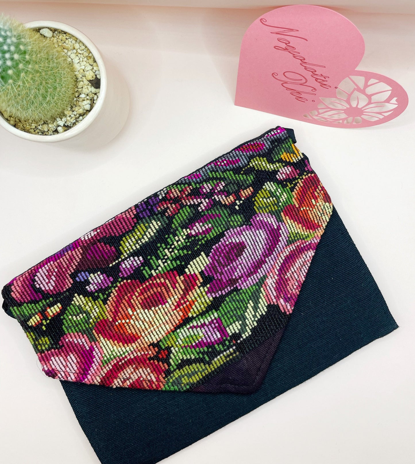 Rosa Clutch