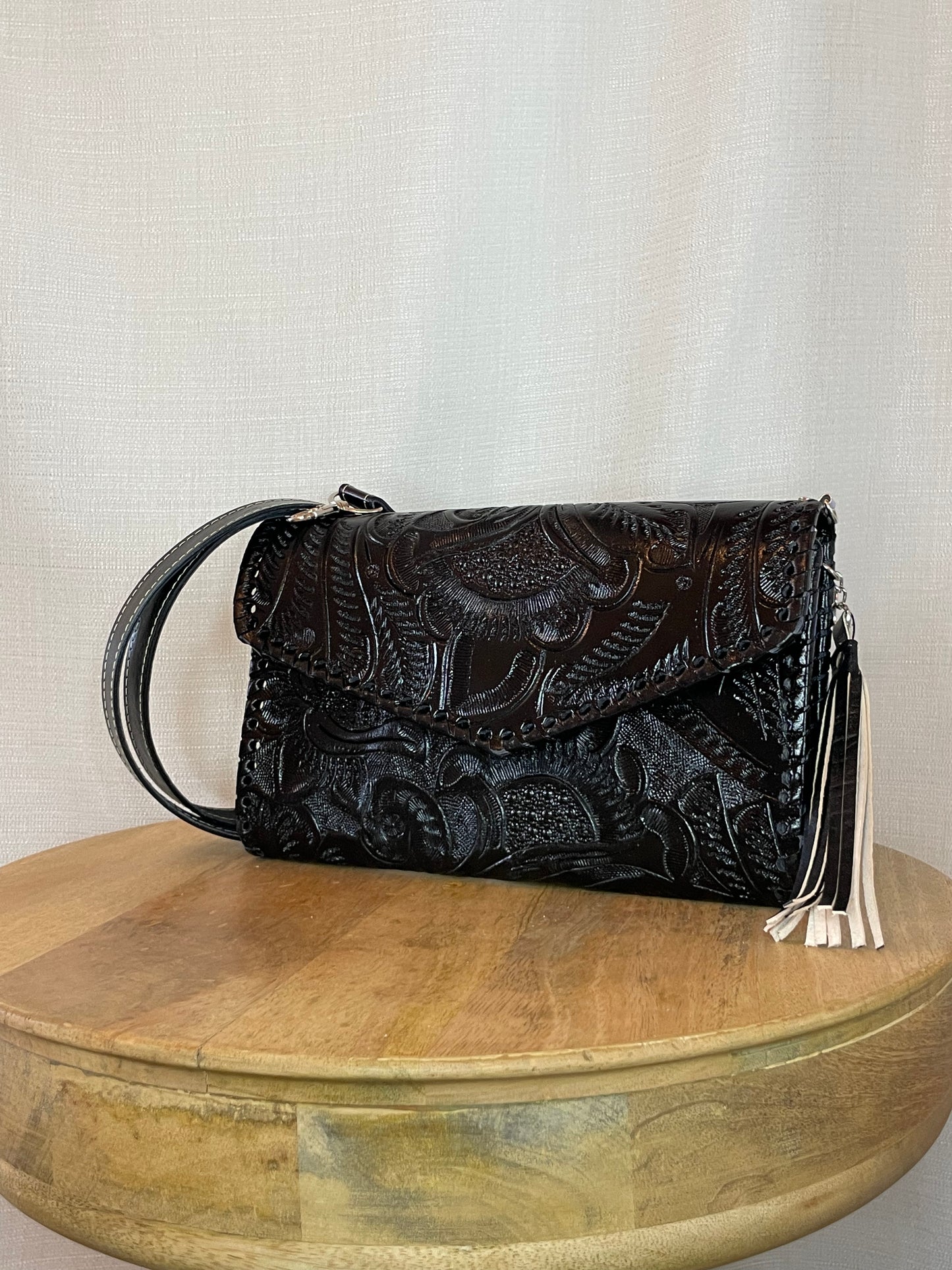 Yuku Leather Handbag